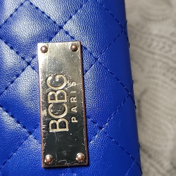 Blue BCBG Quilt Pattern Wallet - Picture 2 of 12